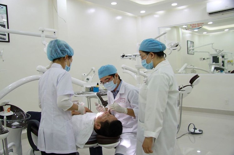 Implant tại Nha khoa Minh Nhựt